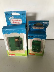 Vintage Sylvanian Families Wardrobe & Armoire