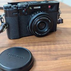 Fujifilm X100V, Excellent Condition, Case & Extras