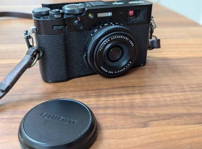 Fujifilm X100V, Excellent Condition, Case & Extras