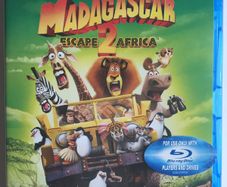 Madagascar 2: Escape 2 Africa (Dreamworks) [2008] [Blu-ray Animated Movie]