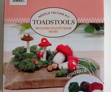 Needle Felting kit "toadstools"