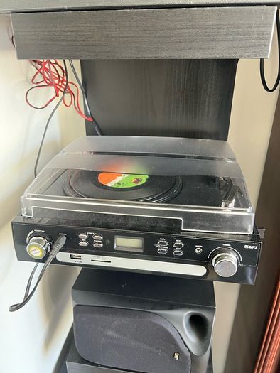 Vinyl players with Cassette & MP3