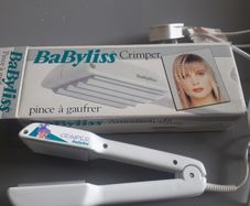 Babyliss hair crimper.