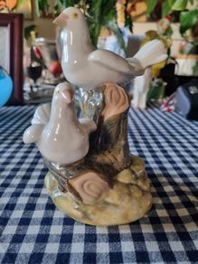 Tengra Spain porcelain - figurine of two doves