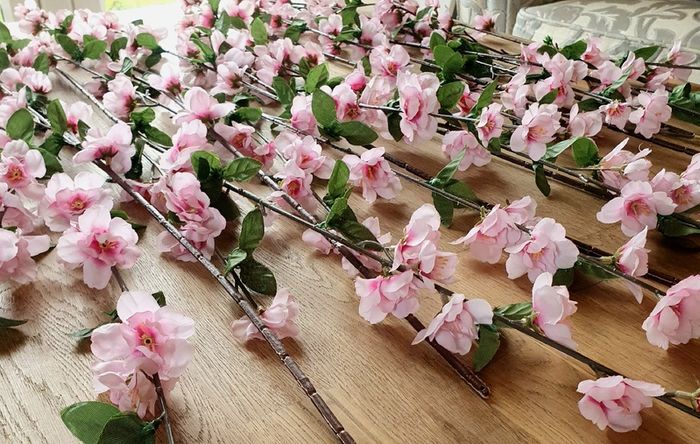 Beautiful 14 X 86cm Large Long Wired Cherry Blossom Artificial Flowers (Bendable)