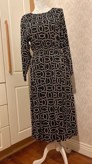 Dress  black & cream
