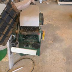 Record power pt 107 planer with extractor