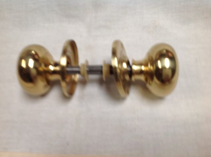 Brass Nobs