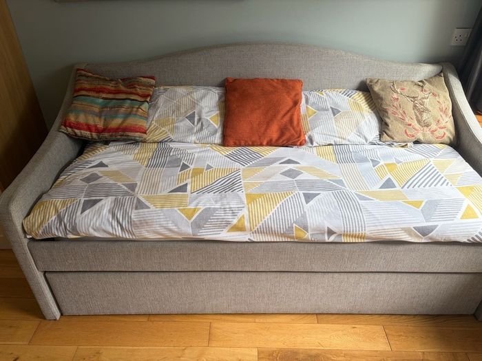 Sofa / Bed