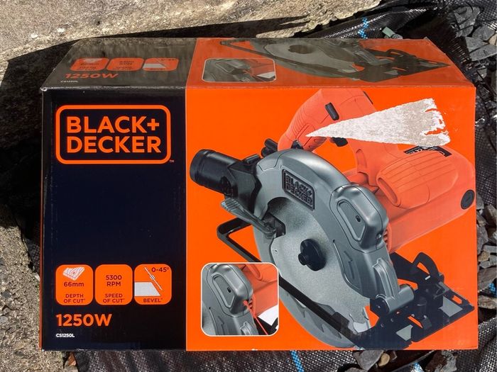 B&D Circular Saw (Corded)