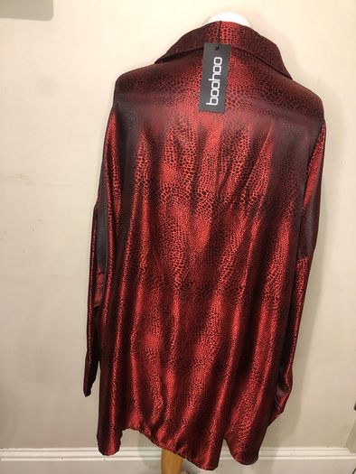 NEW Boohoo red leopard print blouse (size 22)