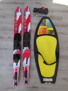 Water-ski , Kneeboard and Ski rope