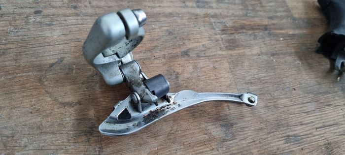 Shimano 105 Front Derailleur