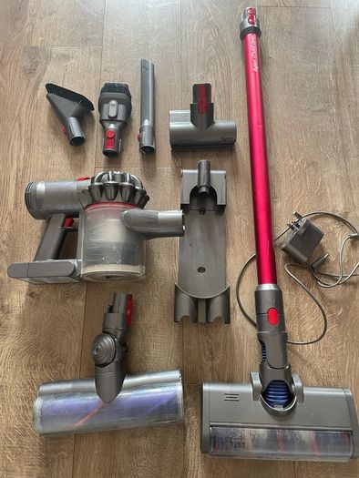 Dyson v7 stick vacuum