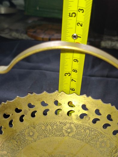 Beautiful Old Brass Trinket Basket featuring a swing handle, pierced shaped cutouts along the scalloped edge, and an engraved floral pattern, Postage Available
