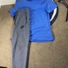 Nike Air Series 2 Piece Set