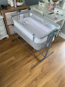 bedside crib