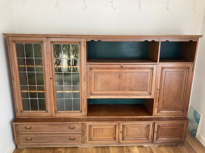 display cabinet