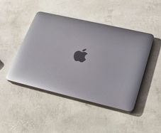 Macbook Pro M2 (13.5") | 16gb Ram | 512gb Ssd | Like New