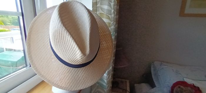 hat