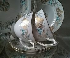 Coalport Four Place Strange Orchid