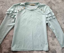 turquoise top size M-L