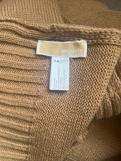 Set of scarf, hat and gloves Michael Kors