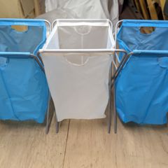 3 Foldable Laundry Bags with Stands