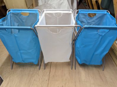 3 Foldable Laundry Bags with Stands