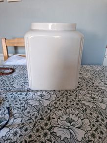 Large ceramic pot
