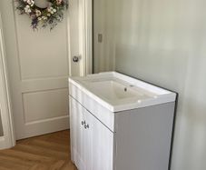 Traditional Vanity Unit