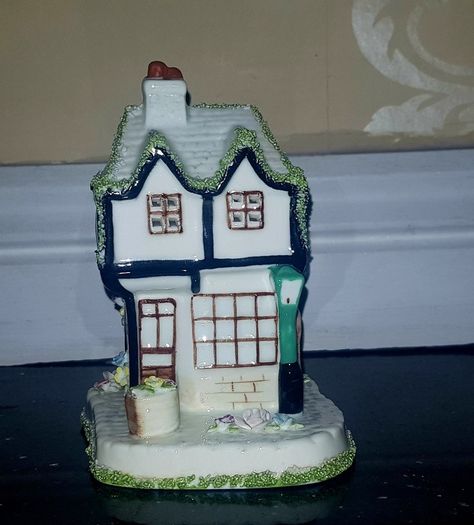 Coalport Cottage Collectables "The Old Curiosity Shop" Fine Bone China