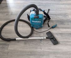 Makita backpack vacuum