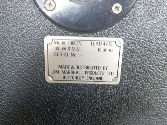Marshall 1960 tall tv 4by 12 cab