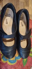 School shoes/ clarks