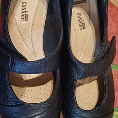 School shoes/ clarks