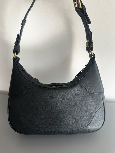 Leather shoulder bag