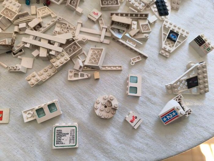 Vintage 80s Lego Bundle