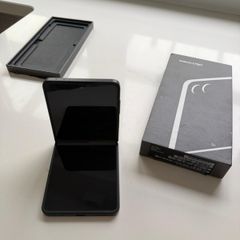 Samsung Galaxy Z Flip 7