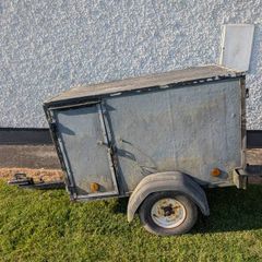 Box Trailer/Dog Trailer