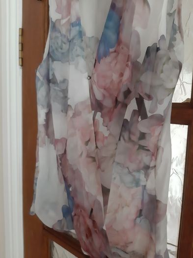 Brand New H&M Blouse, Size 10