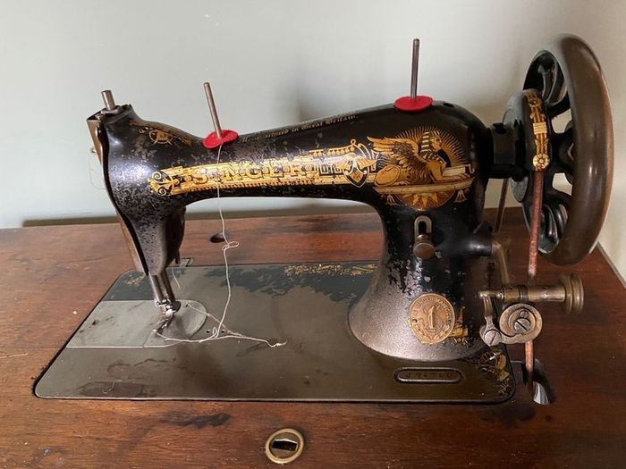 Singer sewing machine