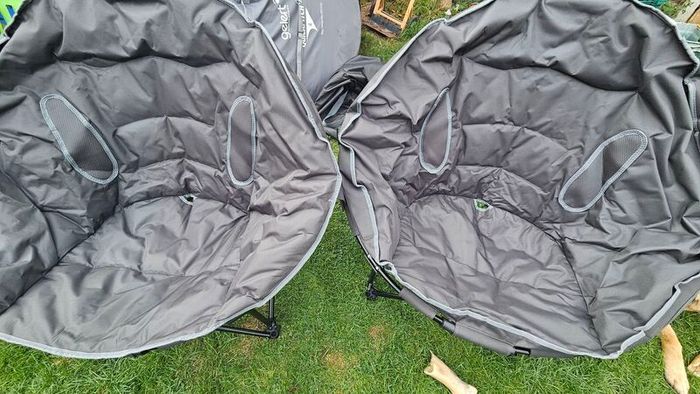 Halford Moon Chairs