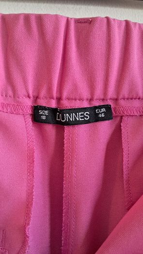 Pink suit trousers Size 18