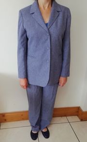 Ladies Lilac Trousers & Jacket Suit BNWT