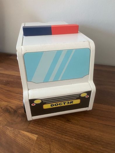 Bluey's wooden Doctor Vehicle