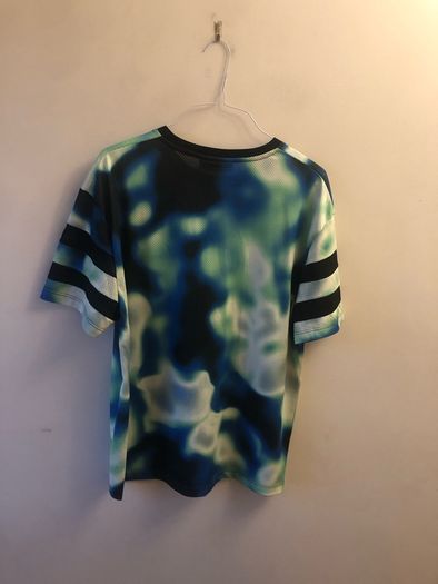 Top (large)