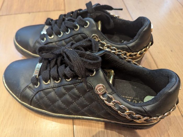 Guess shoes