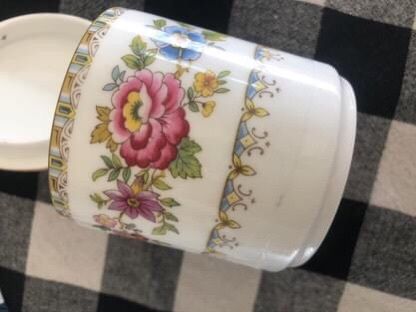 Royal grafton Malvern sugar bowl