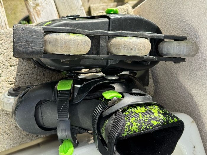 Kids rollerblades